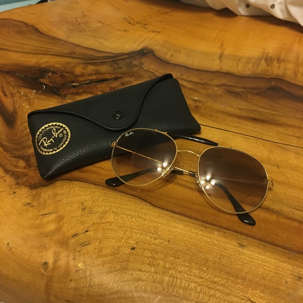 AUTHENTIC ray-ban aviators